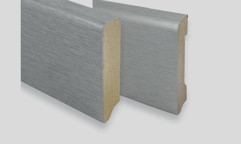 battiscopa_in_mdf_impiallacciato_per_pavimenti_universali